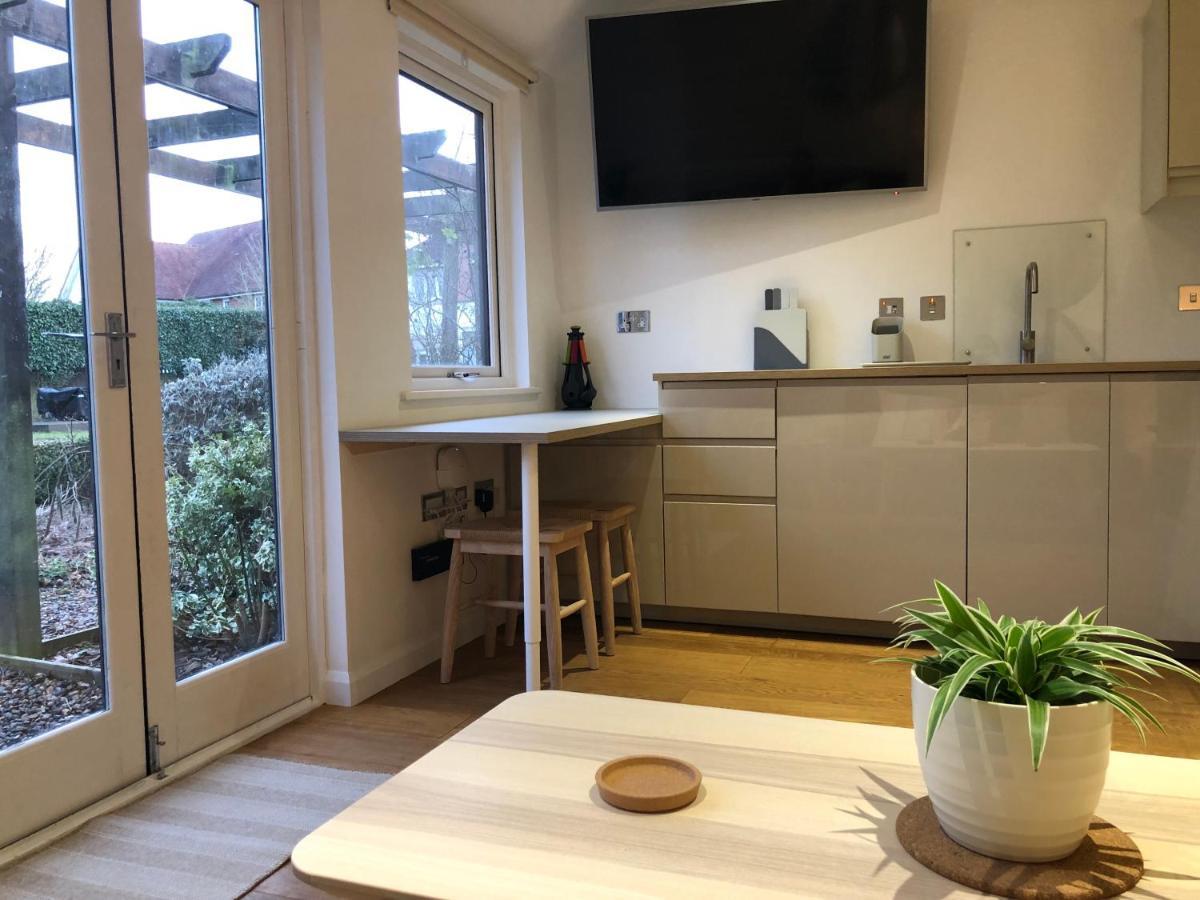 Garden Studio Benson Екстер'єр фото